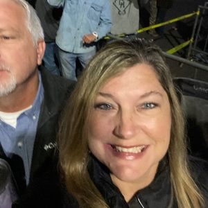 Meet your Posher, Lori